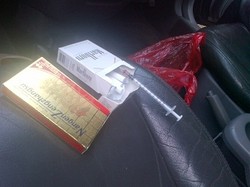 Pria Ditemukan Overdosis di Depan Kantor Kelurahan Rawa Bunga