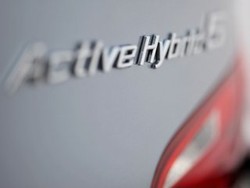 Di Malaysia Mobil Hybrid Diberi Insentif