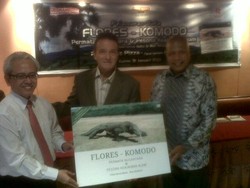 Ini Dia Buku Sakti Tentang Pulau Komodo & Flores
