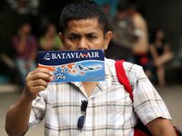 Batavia Air Pailit, Calon Penumpang Kecewa