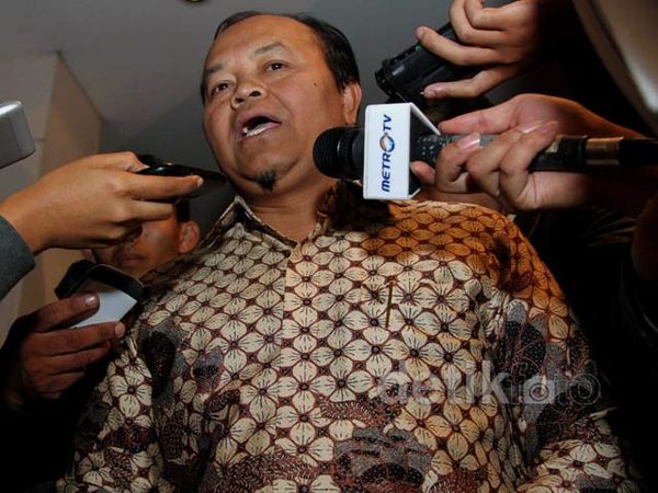 Hidayat Bicara Nasib Luthfi Hasan Ishaaq