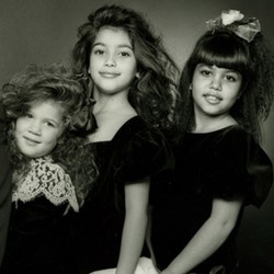 Lucunya Keluarga Kardashian Saat Kecil!