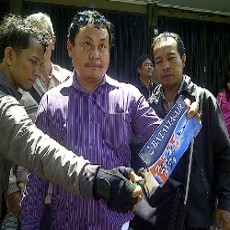 Kecewa Kantor Tutup, Konsumen Bakar Dokumen Berlogo Batavia Air