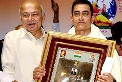 Aamir Khan Dukung Gerakan Anti-Alkohol untuk Wanita