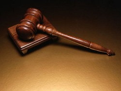 Bayi 10 Bulan Tewas Setelah Ditinggal di Dalam Mobil oleh Ibunya