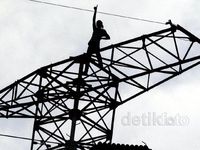 Aksi Agustinus di Puncak SUTET