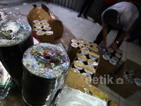 Dirjen HAKI Sita 6 Ton DVD Bajakan