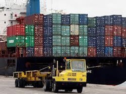 Neraca Perdagangan RI Defisit US$ 1,63 Miliar di 2012 