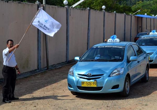 Blue Bird Hadir di Batam