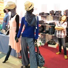 Tampil Casual dengan Zoya Jeans