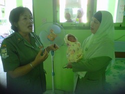 Warga Temukan Bayi Laki-laki Lucu Dibuang Ortu Tak Bertanggung Jawab