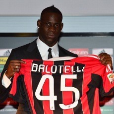 Balotelli Akan Lakoni Debut di Laga Milan vs Udinese