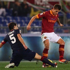 Roma Dipermalukan Cagliari di Olimpico