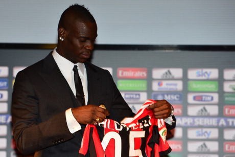 Balotelli Tak Rindukan Media, Makanan dan Cuaca di Inggris