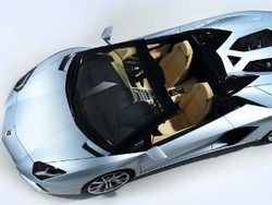 Lamborghini Aventador Laris Manis