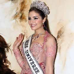 Miss Universe Olivia Culpo Bantu Galang Dana untuk Penderita Kanker di Jakarta