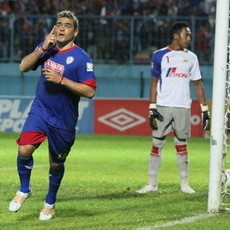 Arema Beri Mitra Kukar Kekalahan Pertama