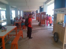 Rusun Marunda Kini Punya Food Court