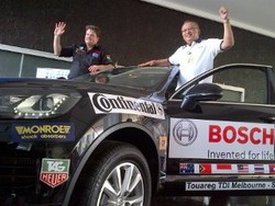 Keliling Setengah Dunia, Rainer Zetlow Habiskan 2.400 Liter Bahan Bakar