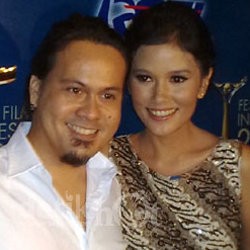 Gugat Cerai, Titi Sjuman & Wong Aksan Sudah Pisah Rumah