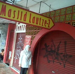 Cegah Vandalisme, Pengurus Masjid Lautze Disarankan Pasang Pengumuman