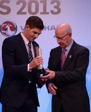 Gerrard Pemain Terbaik Inggris Pilihan Fans Gerrard Pemain Terbaik Inggris Pilihan Fans