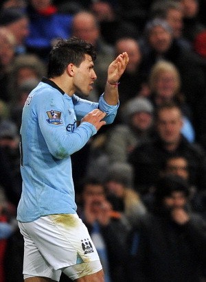 Gol Aguero untuk Sang Putra Gol Aguero untuk Sang Putra
