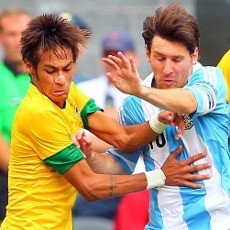 Dinho: Messi Kini Paling Hebat, tapi Nanti Neymar Bisa Lebih Oke