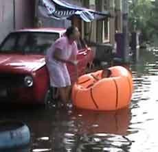 Banjir di Pondok Gede Permai Bekasi Mencapai 3 Meter
