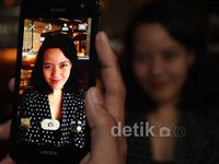 Sony Pamer Xperia James Bond