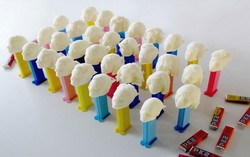 Wah, Kepala Manusia Tiga Demensi Hiasi Wadah Permen Ini!