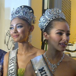Ayo, Siapa Mau WhatsApp-an dengan Miss Universe?