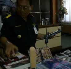 Puluhan Sex Toys dan Airsoft Gun Diamankan Bea Cukai Juanda