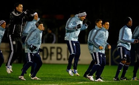 Jerman Ingin Menyetel Permainan sambil Membidik Kemenangan