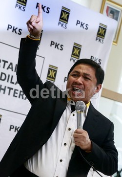 Anis Matta Pompa Semangat Kader di Medan, Ajak Menangkan Pemilukada