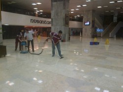 Hujan Deras, Atap Gedung DPR Bocor