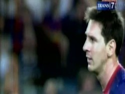 Kamis, Messi Teken Kontrak