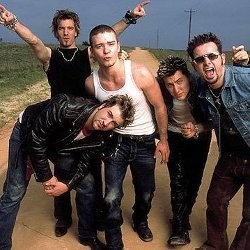 Personel Sibuk, N Sync Belum Akan Reuni