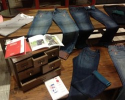 Rilis Koleksi Baru, Lee Cooper Ajak Konsumen Hias Jeans Sendiri