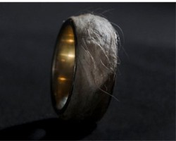 Cincin Terbuat dari Kulit Manusia Dijual Seharga Rp 4,8 Miliar