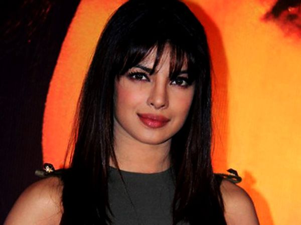 Cantiknya Priyanka Chopra