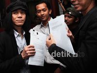 Slank Ajukan Gugatan Undang-undang Kepolisian
