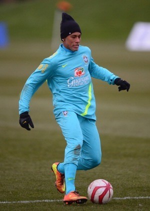 Neymar: Inggris Bukan Kandidat Juara Piala Dunia
