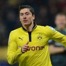 Dortmund Tepis Rumor Lewandowski-Bayern