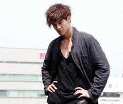 Kim Hyun Joong Akhirnya Mengundurkan Diri dari Drama City Conquest