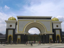 Cara Lain Menikmati Kuala Lumpur: Wisata Sejarah!