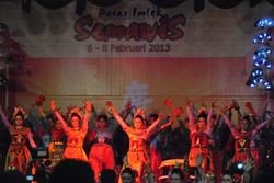 Pembukaan Pasar Imlek Semawis di Semarang Disambut Meriah