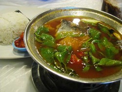 Nyam! Nikmatnya 6 Wisata Kuliner Khas Palembang