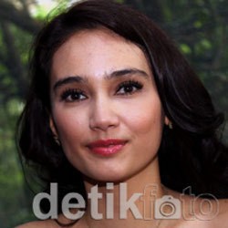 Kembali Dikabarkan Cerai, Ini Kata Feby Febiola