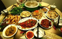 Saat Jamuan Makan Imlek, Hidangan Simbolik Ini Wajib Disantap!